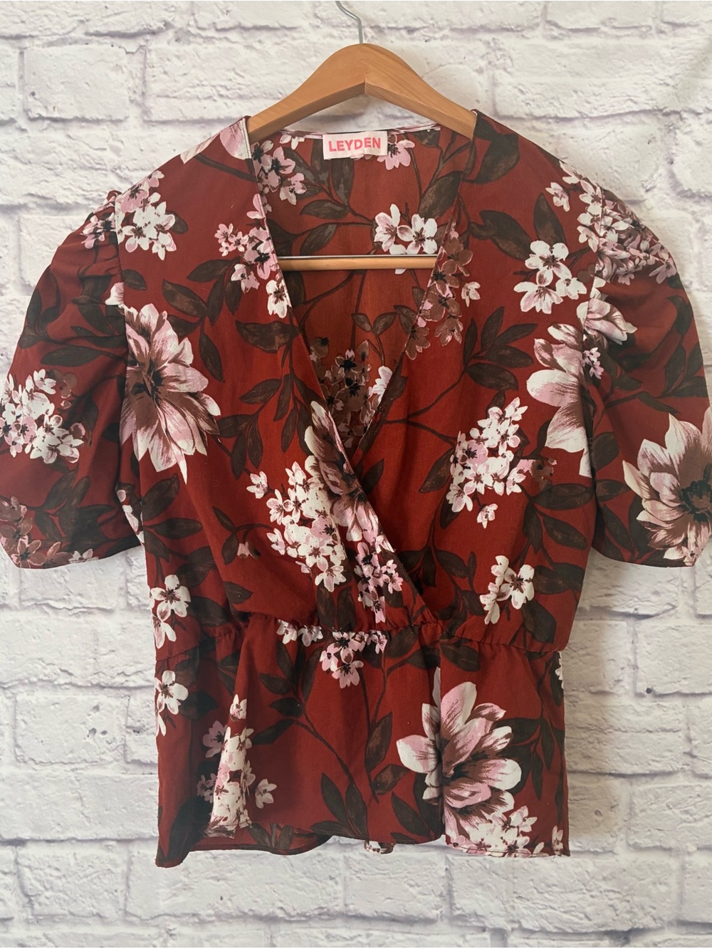 Leyden Rust Red Floral Wrap Top - Medium